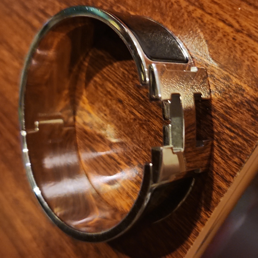 Hermes black and silver clic clac H bracelet small